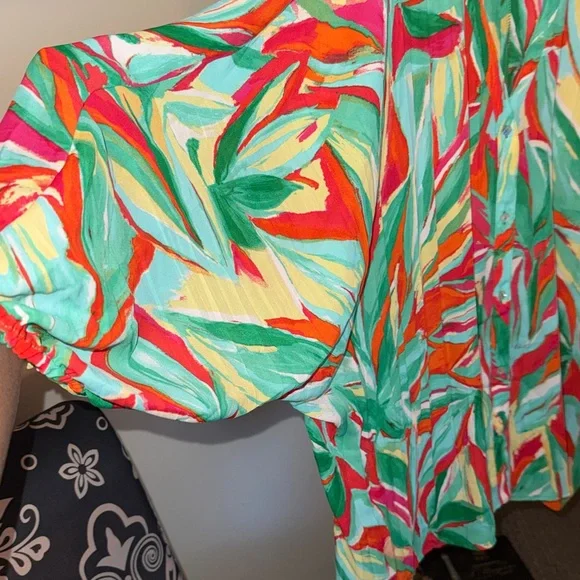 Colleen Lopez Multicolor Leaf Print Blouse - Picture 6 of 6